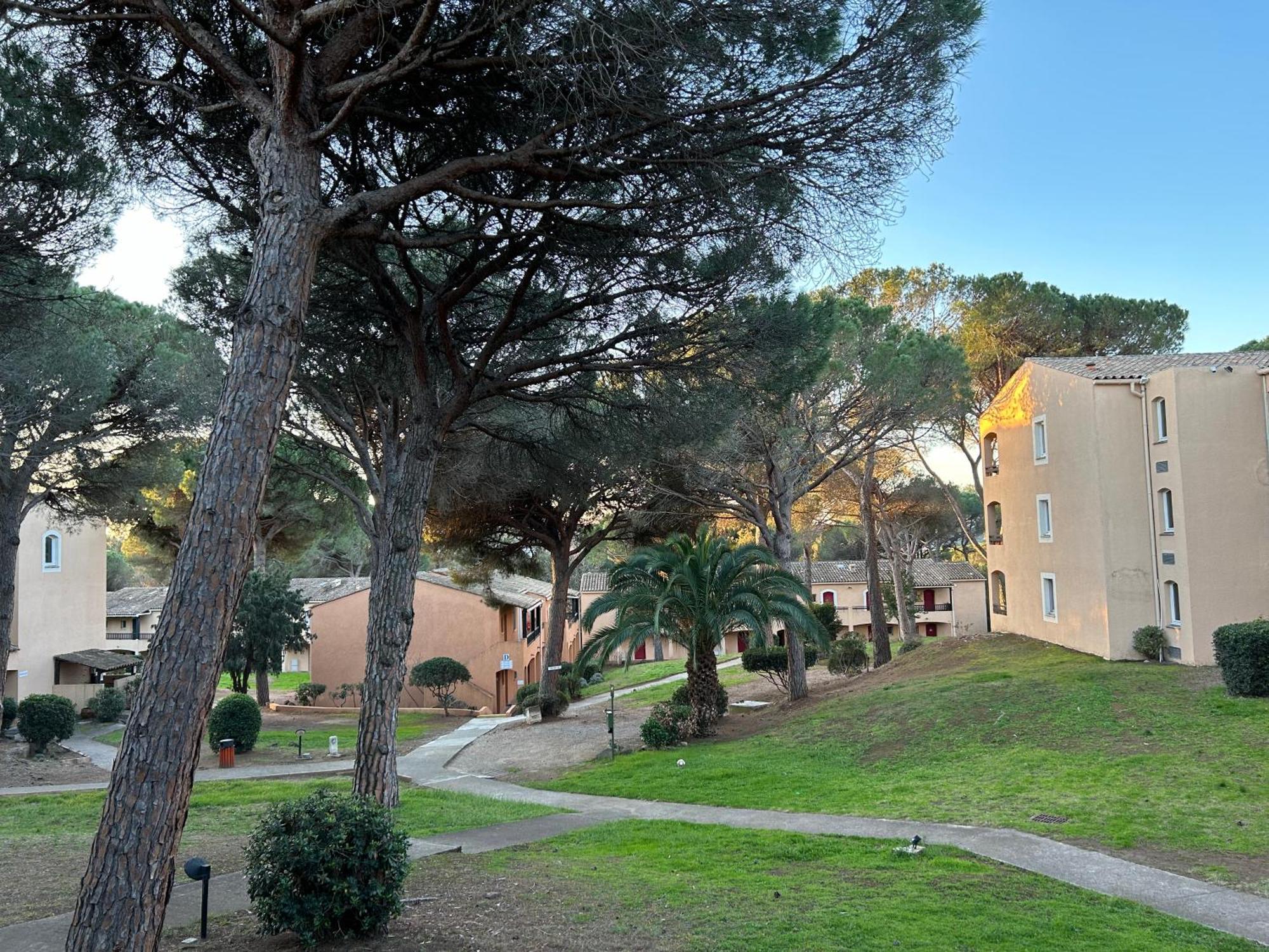 Domaine Valescure Appartement 1 Ou 2 Pieces Vue Jardin Ou Piscine Saint-Raphaël Kültér fotó